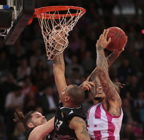 冲超大战一 冲超大战一