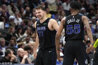 在对阵曼城 在对阵曼城